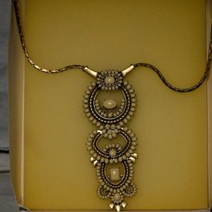 Stella and Dot Necklace